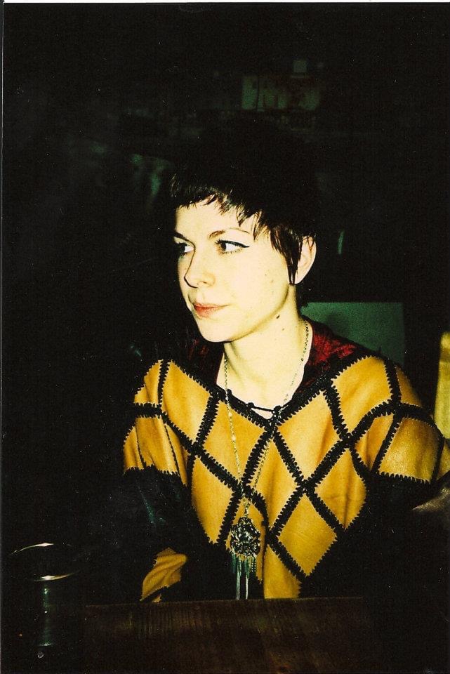 Paris Talk Over Grey Chinese&nbsp;Food